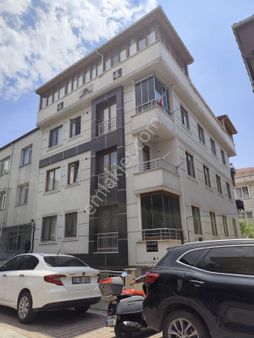 Mahir Emlak' Tan Bahadır Sk.10 Yıllık Binada 3+2 Kiracılı Dublex