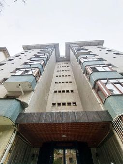 Mertcan Dan Uğurmumcu Mah Site İçinde 2+1 Arakat - Kapalı Balkonlu