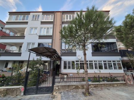 Akçay Özgüven Emlak'tan 2+1 Ön Cephe Arakat Fırsat Daire