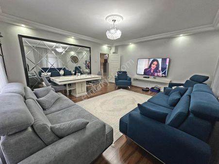 Aşıkveysel Mahallesinde Ara Katta Bağımsız Full Yapılı 3+1 Satılık Daire