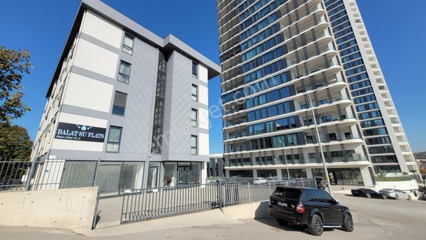 Pw Plus Balat Ta Metroya 50 Mt Mesafede Butik Site 1+1 Eşyalı