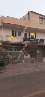 Cennet Çeşmede Cadde Üzerinde 180 Satılık 3katlı Bi