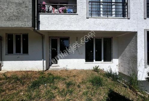 Yalova Çınarcık Teşvikiye Plajlar Mevkiinde Bahce Katı Yeni Binada 2+1 Sat