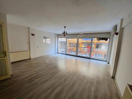 Hatay Metro Yakını 3+1 130m2 Doğalgazlı Çift Cephe Daire