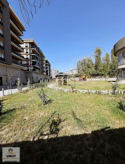 İpekyolu'nda Ford Bayi Yanında Lüx Site İçinde Satılık 3+1 Daire