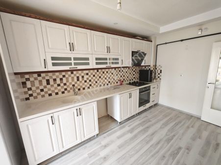 Lider Emlak'tan **ön Cepheli** 3+1 Satılık Daire