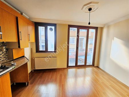 Aktaştan Fıstıkağacında Genç Binada 2+1 Fırsat Daire