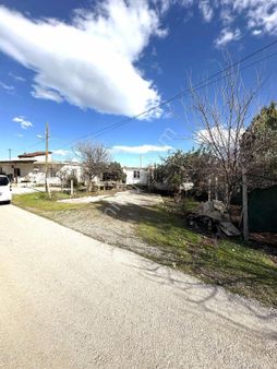 Döşemealtıı'nda İki Tarafı Yol Villa Arsası