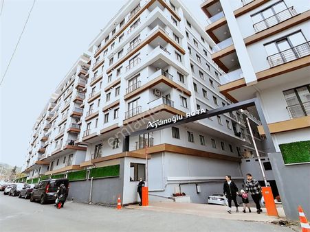 Maltepe Girne Mah.de Site İçerisinde 85 M2 Geniş 1+1 Kiralık