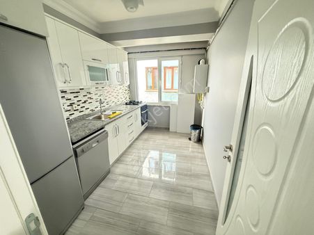 Barış'tan Tepeüstü Yıldız Caddesinde Satılık 4+1 Dublkes Daire