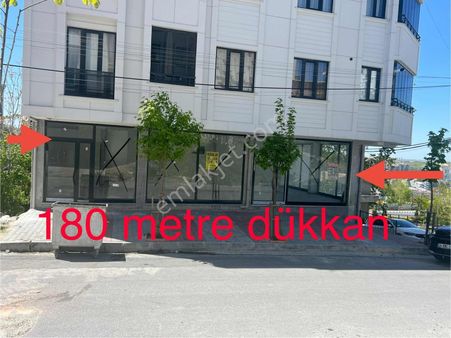 A.köy Merkezde 2 Kattan Oluşan Top. 180 M2 Sıfır Dükkan