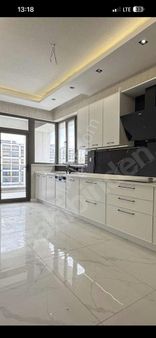 Yazır Mahallesi Arma Renk Konutlarında 5+1 Satılık Daire