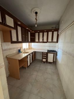 Emek Emlak'tan Mimar Sinan Mah.de Kiralık 2+1 Arakat Daire