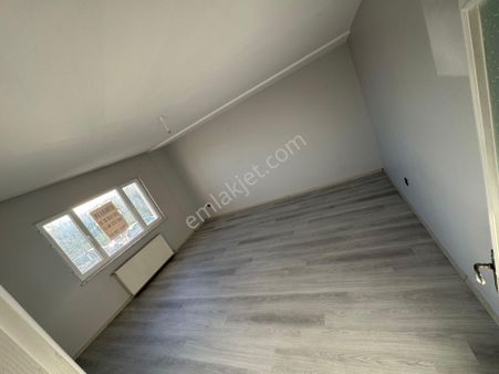 Emek Emlak'tan İlimtepe Mahde Site İçi Kiralık 2+1 Arakat Daire