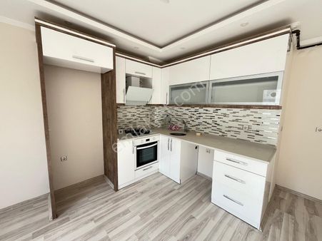 Asil Emlak'tan Su Deposu Civ. 2+1 Ön Cephe, Ara Kat Fırsat Daire