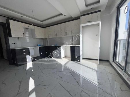 Asil Emlak'tan Muradiye'de 2+1 Arakat K . Mutfak Sıfır Dire