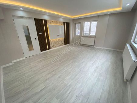 Atbiner Emlaktan Manisa Yunusemre Uncubozköy Mahallesi 3+1 130m2 Full Özellikli Arakat Daire