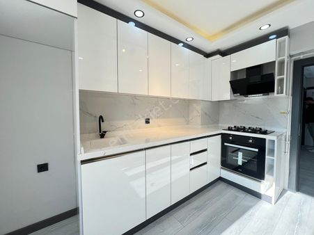 Engin Emlak'tan Lüks İç Dizayn'a Sahip Güney Cephe 3+1 Daire