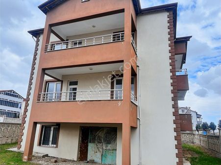 Erol Emlak Tan Satılık Ahmet Efendi Mah Müstakıl 3katlı Ev