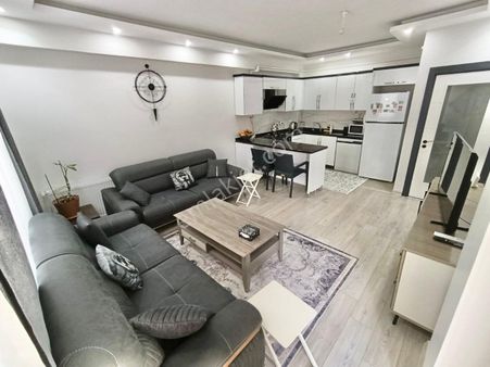 ꧁ay Emlaktan꧂akçay Merkezde 3 Yaşında Kombili Denize Yakın Satılık 2+1 Ultra Lüks Daire