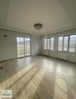 Mears'tan Göktürkte Kiralık 3+1 Daire
