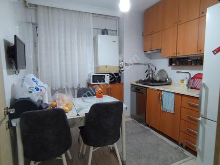 Mahir Emlak' Tan E5 E Çok Yakın 2+1 Masrafsız Bahçekat Daire