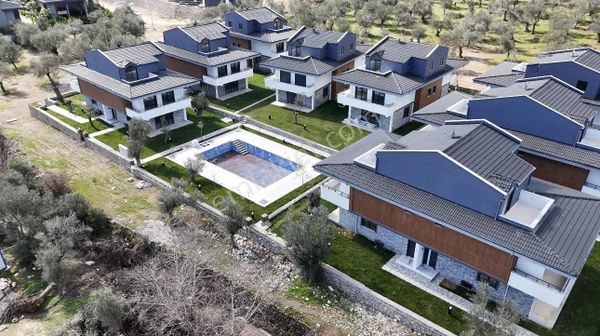 Turyap Altınoluk'tan Güre'de Doğa İle İç İçe Satılık Villalar