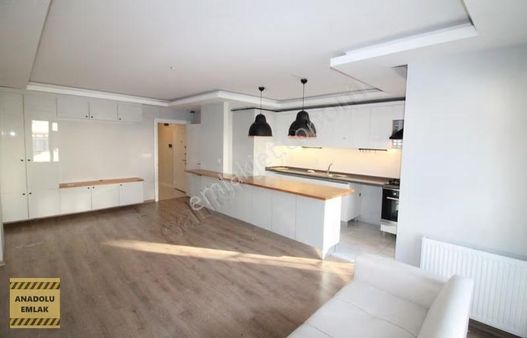 Bahçelievler Ulubatlı Hasan Cad 2'ci Binada 4yıllık 2+1 İskanlı