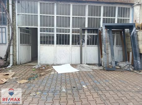 Anbar'da Bakımlı Satılık 150 Metre Dükkan