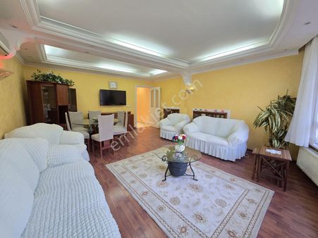 Şişli Halaskargazi Cd. Metroya Yakın Kiralık 2+1 Eşyalı Daire