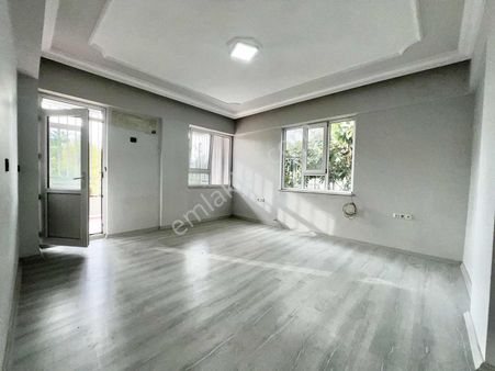 Çalhan Gayrımenkulden 2+1 Ayrı Mutfak Park Cephe Aranan Konum