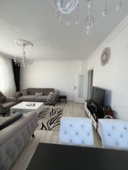 Hüsnükarakaş Mahallesinde 2.katta 3+1 120m² Fırsat