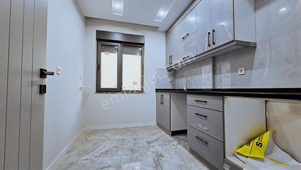 Şelale Mahallesinde Giriş Kat 1+1 70m² Ayrı Mutfaklı Fırsat