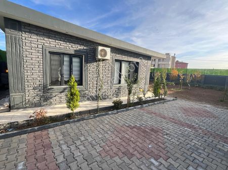 Kılınç Emlak'tan Konuklu'da Satılık Bağevi/yazlık