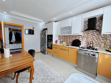 Şehit Ertan Kolay Ortaokulu 150m2 Ebeveyn Banyolu 8 Yıllık Bina