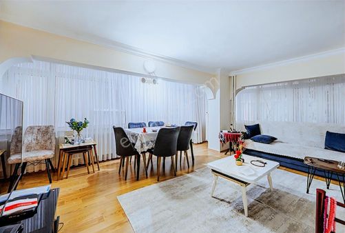 Çamlık Caddesi Sümbül Sokak'da Satılık 1.kat 3+1 Daire