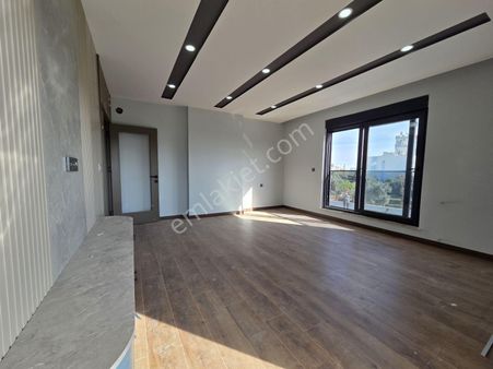 Şelale Mah. Lüks, Havuzlu ,giyinme Odalı ,ebeveyn Banyolu 2+1