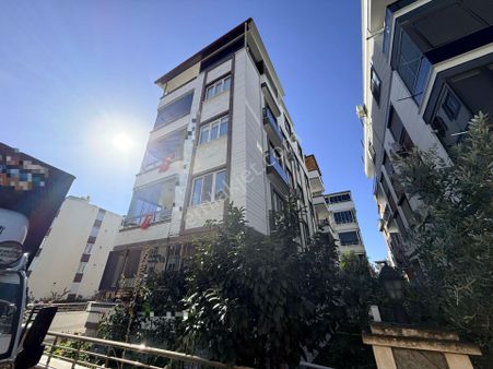 ꧁ay Emlak'tan꧂akçay'da**bu Fiyata Başka Yok**kombili Denize Yakın Arakat Satılık 1+1**eşyalı**daire