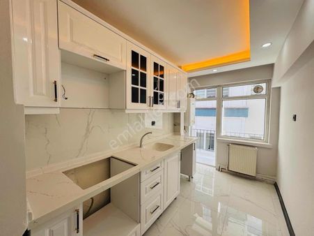 Damla Gayrimenkul'den Ful Yapılı Satılık Daire