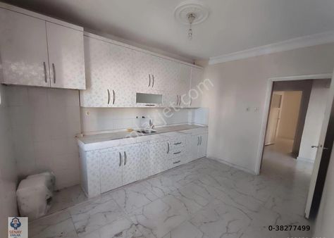 Mavi Bulvar Semt Pazarı Yakını 3+1 K.mutfak Uygun Daire