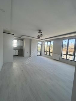 Gölevinde Deniz Manzaralı Satılık Daire