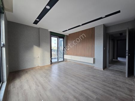 Havuzlu Tramvaya 200 Metre 2+1 Sıfır Uygun Rakam!!