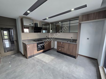 Sıfır Ultra Lüx 3+1 Ebeveyn Banyolu Giyinme Odalı