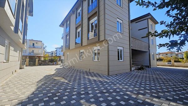 Döşemealtı Belediyesi Yakını 1+1 Daire