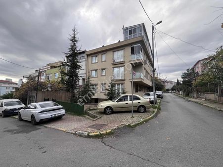 Esatpaşa'da Tertemiz Ve Ferah Hemen Taşınılabilir 2+1 Daire