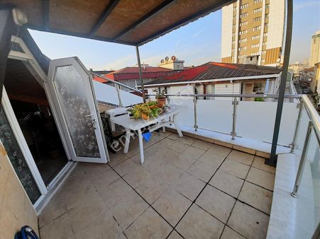 Ataşehir Kayışdağı Metro Yanı Fırsat 3+1 Dublex Daire.