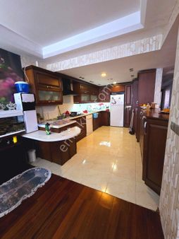 Erdem Emlak Ofisinden Çiftlik Mahallesinde 5+2 Dublex Asansörlü Ve Masrafsız