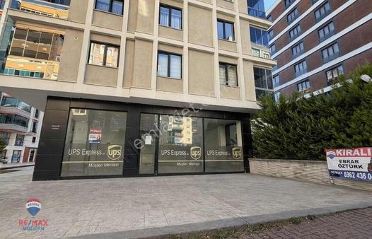 Kiralık | Atakent'te 100 M2 Bahçeli Kolay Adres Dükkan