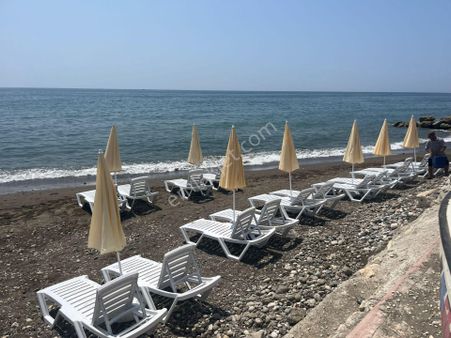 Denize Sıfır Villa Konseptinde Eşyalı Dubleks Daire