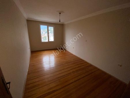 Cumhuriyet Mah Satılık Daire